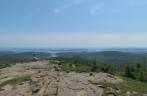 A paisagem grandiosa do Acadia National Park, vista já quase do alto de Penebscot, no Maine - Estados Unidos